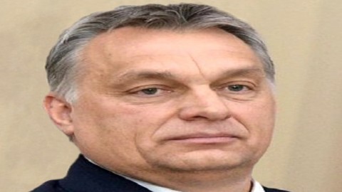 Orban must not run away from refugee issue