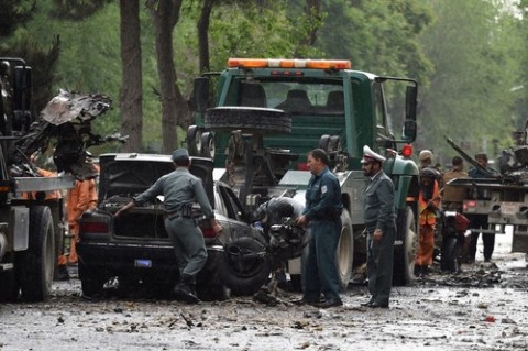 阿富汗首都發生爆炸案，以北約軍事單位的車隊為目標，造成8人死亡，IS坦言犯行