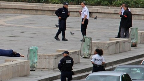 Paris attack: Notre-Dame assailant identified