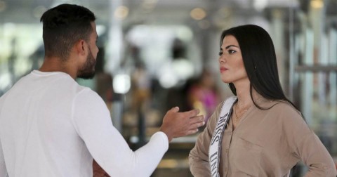 Venezuelan born Andrea Diaz, Miss Chile, takes part in a runway class with instructor Ellans De Santis in Santiago, Chile, on Thursday, Nov. 8, 2018. Photo: Esteban Felix / AP