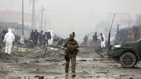 Afghan security forces have struggled to counter attacks from militant groups since the withdrawal of most NATO combat troops in 2014. Photo: Rahmat Gul / AP