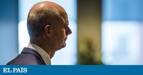 El ministro de Exteriores, Stef Blok, informa este martes en La Haya de las averiguaciones de la inteligencia holandesa