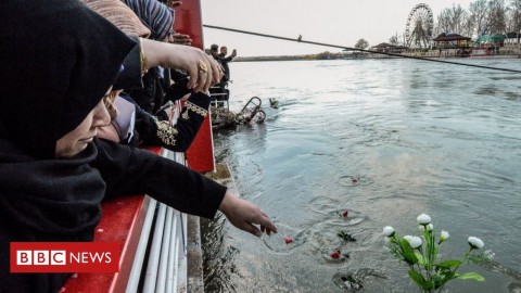 Iraq ex-governor wanted after ferry sinking