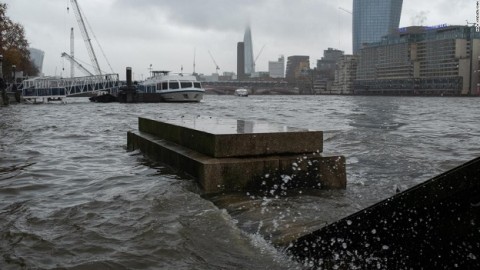 191129114745-london-thames-sea-level-1-super-tease