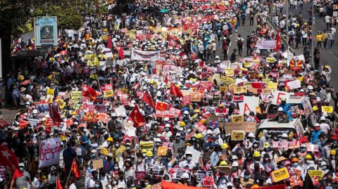 1613766408_yangon-street-protest-1