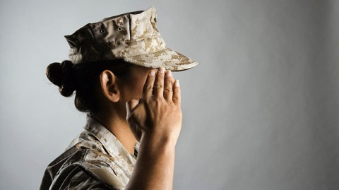 veteransday_women1_thinkstock