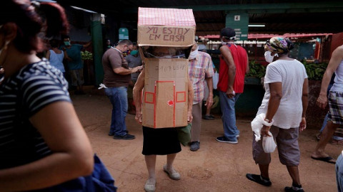 CORONAVIRUS-CUBA-ELDERLY-WOMAN-1200