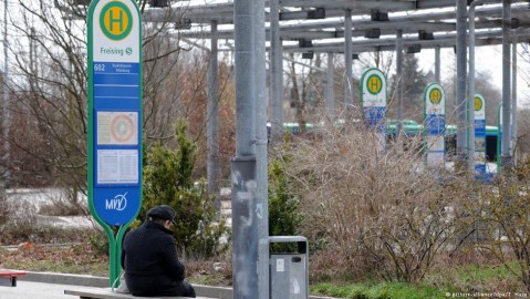 German 85-year-old dementia patient fined for resting at bus stop