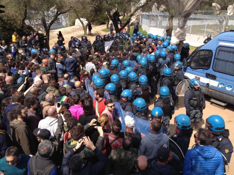 Italy uses Mussolini-era law to place community on military lockdown over pipeline project