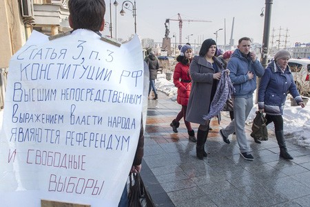 Кандидатам в президенты и оппозиционным политическим структурам предложено участвовать в подготовке федерального референдума о возвращении прямых выборов мэров российских городов. С таким обращением выступили активисты из 27 регионов, представляющие в основном партию ПАРНАС, которые в последние два года пытались решить этот вопрос на местном уровне.