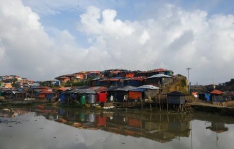 Massaker, Gruppenvergewaltigungen und Folter: UN-Ermittler haben das brutale Vorgehen der Armee in Myanmar gegen die muslimische Rohingya-Minderheit erneut scharf verurteilt