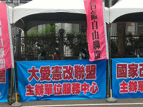 解決問題 麥克阿瑟基金會給你32億元