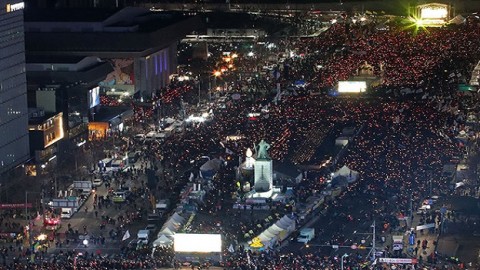 Poll shows overwhelming majority of South Koreans still support impeachment of President Park Gyun-h